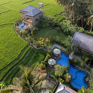 Gynandha Hotel